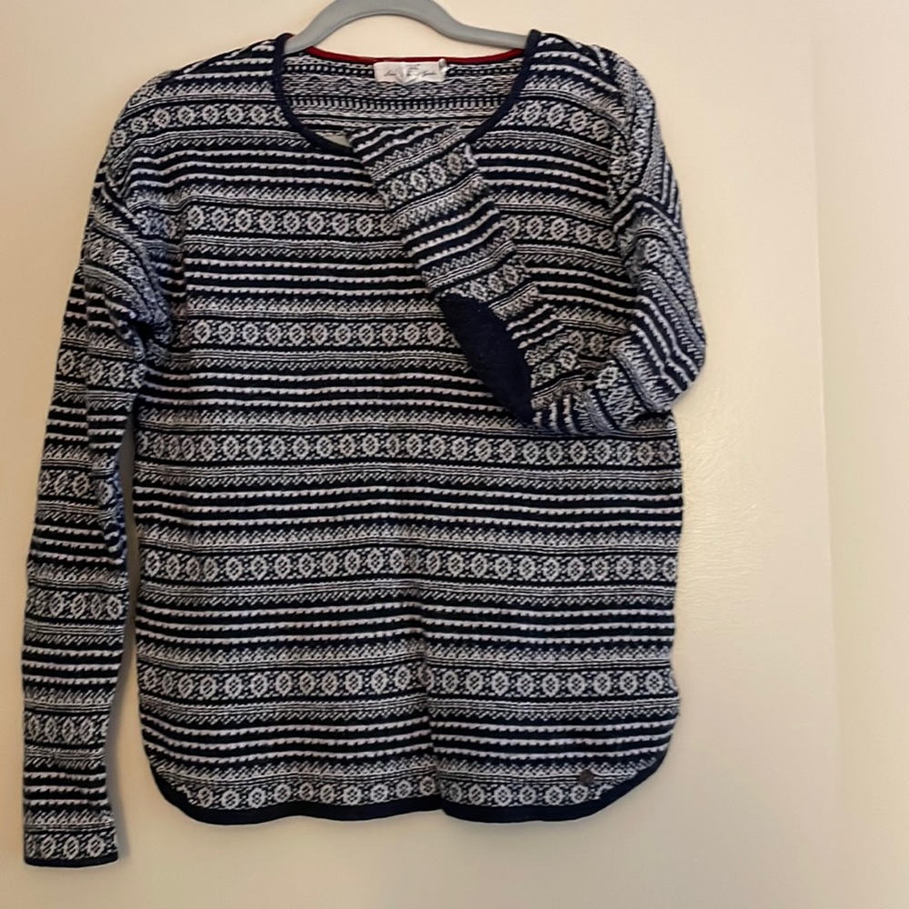 L.O.G.G by H&M sweater, size small.
